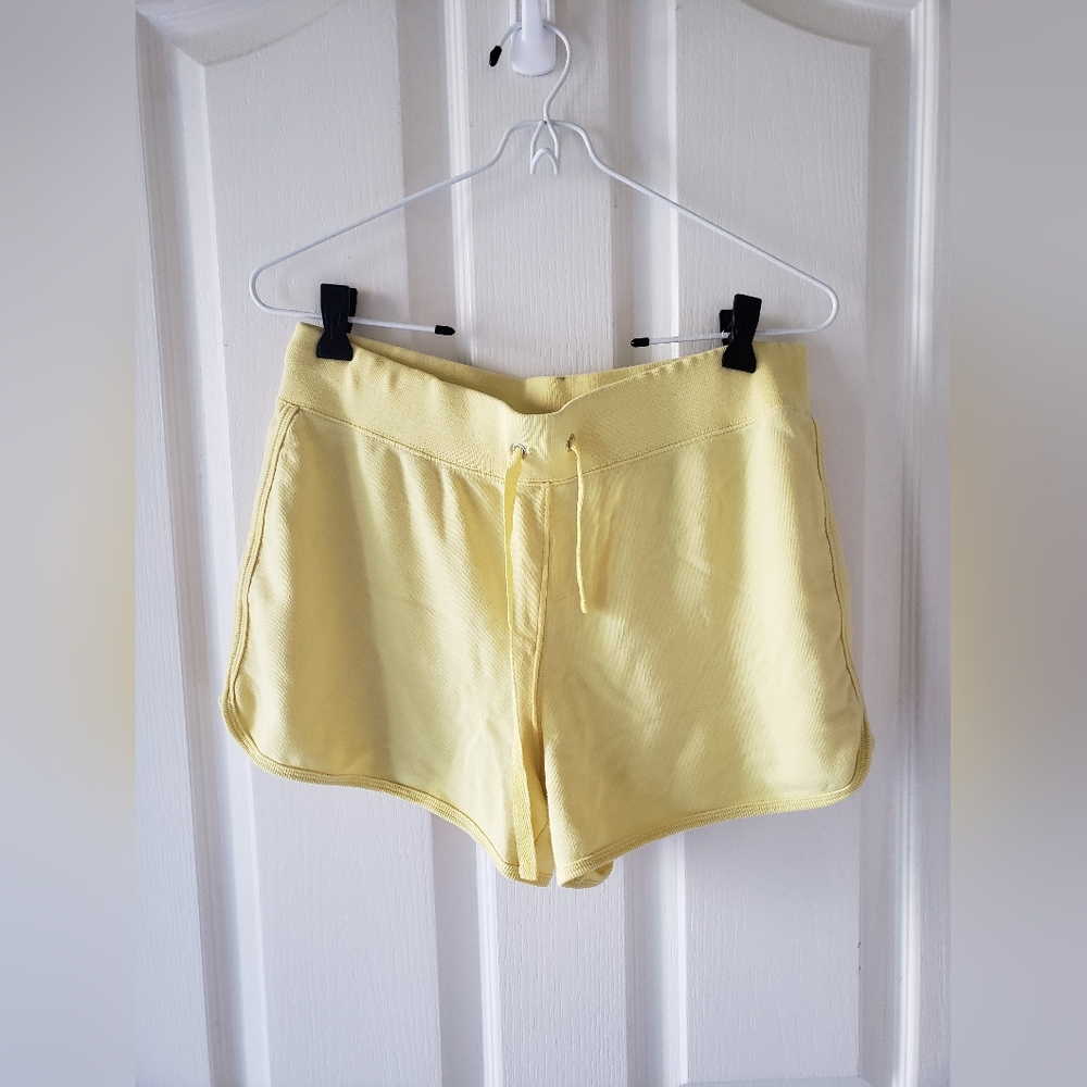 Yellow sweatshorts